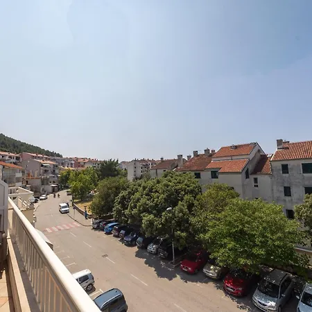 Apartments Ivo * Makarska