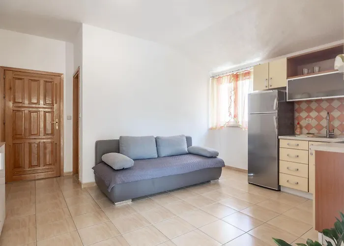 Apartments Ivo Makarska