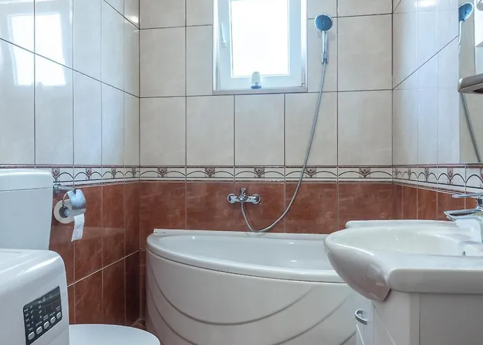 Apartments Ivo * Makarska