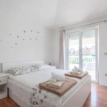 Ivo Apartamento Makarska