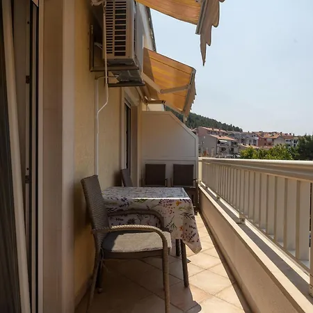 Ivo Apartamento *